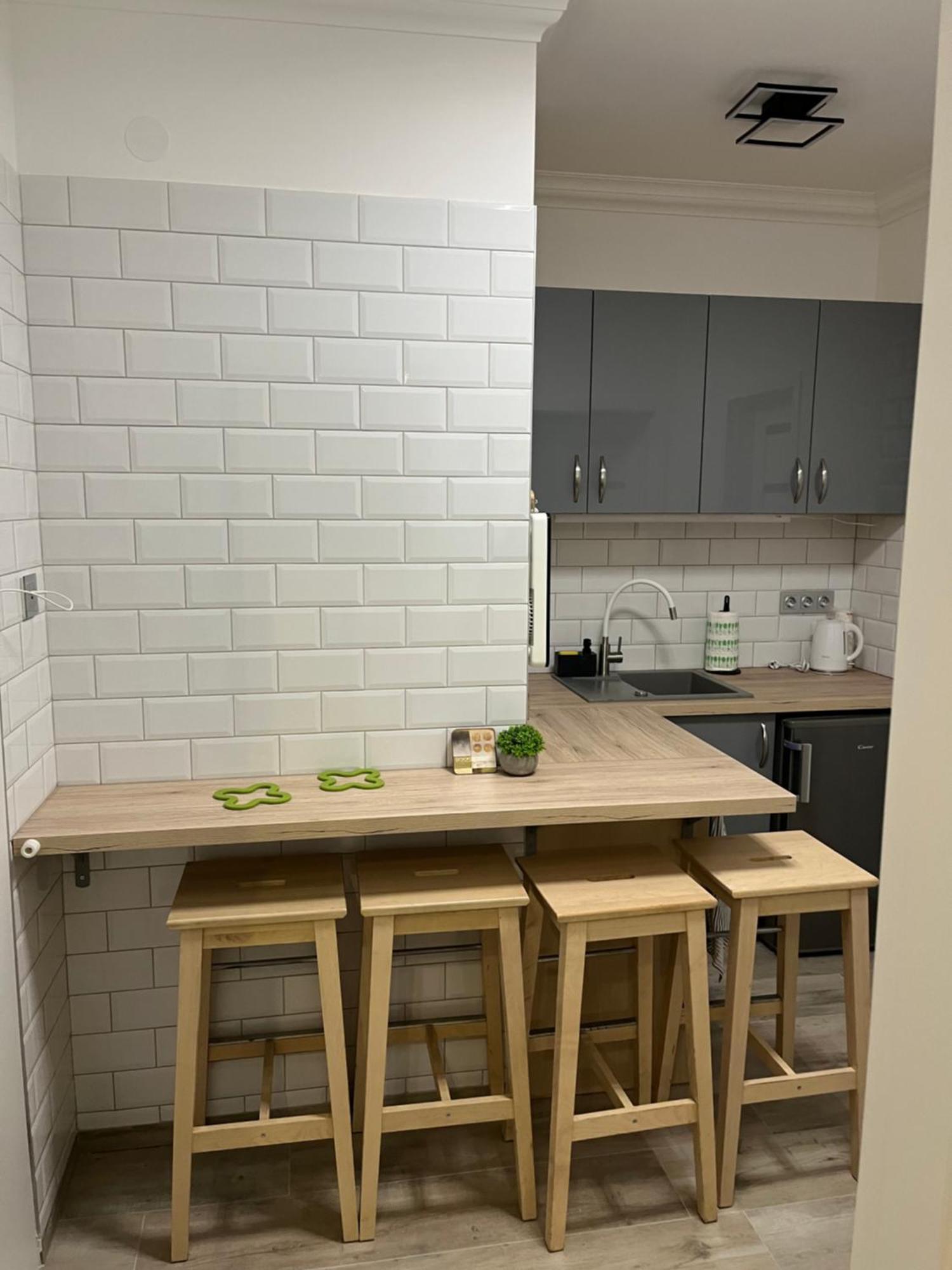 Ildiko'S 2 Bedroom Cosy Budapest Suite — Photos 3